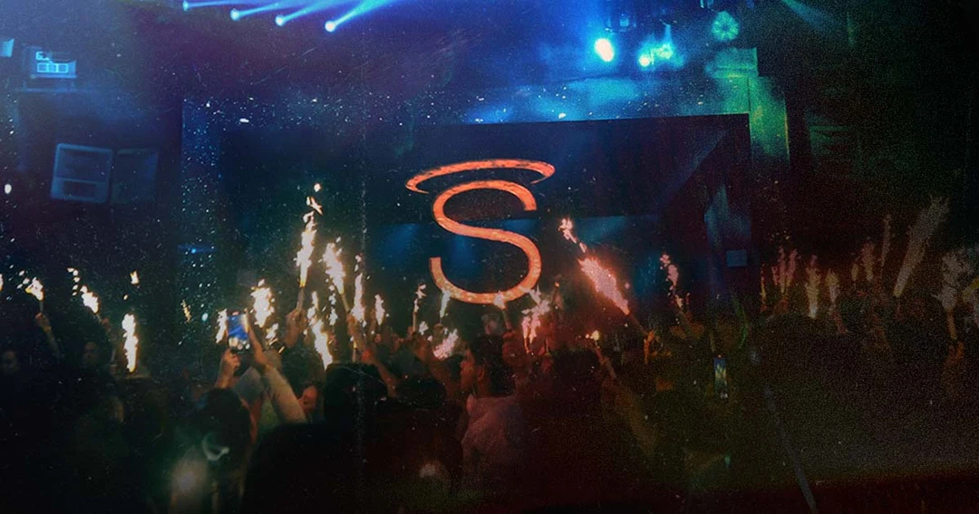 ¡La Noche Cobra Vida en La Santa Puerto Vallarta!